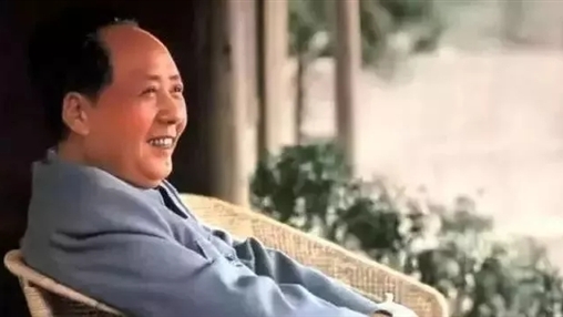 紀(jì)念毛澤東同志誕辰126周年！致敬一代偉人！